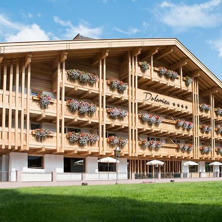 Hotel Garni Dolomieu Сельва-ди-Валь-Гардена Экстерьер фото